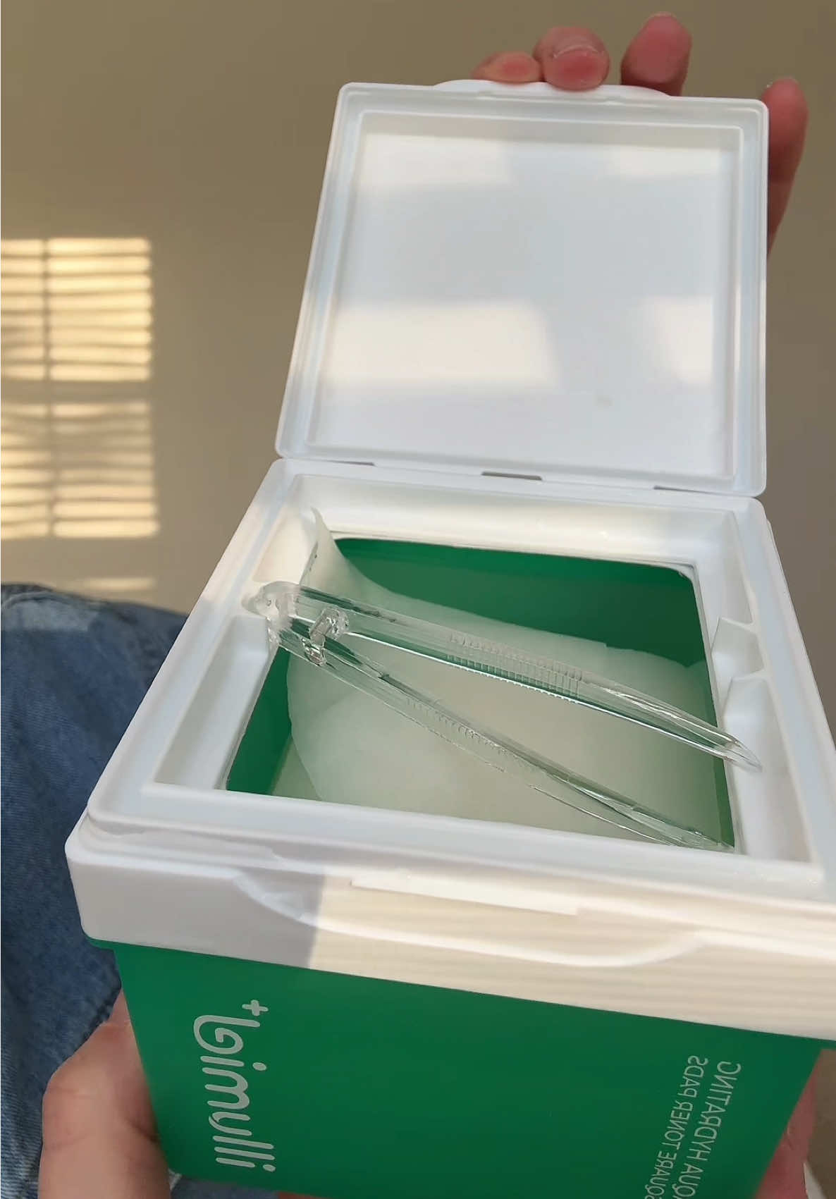 💧Daily hydration💧Aqua Hydrating Square Toner Pads Great product💚 @illumiel_official  #skincare #dryskin #kbeauty #tonerpad #aquasquarepad 