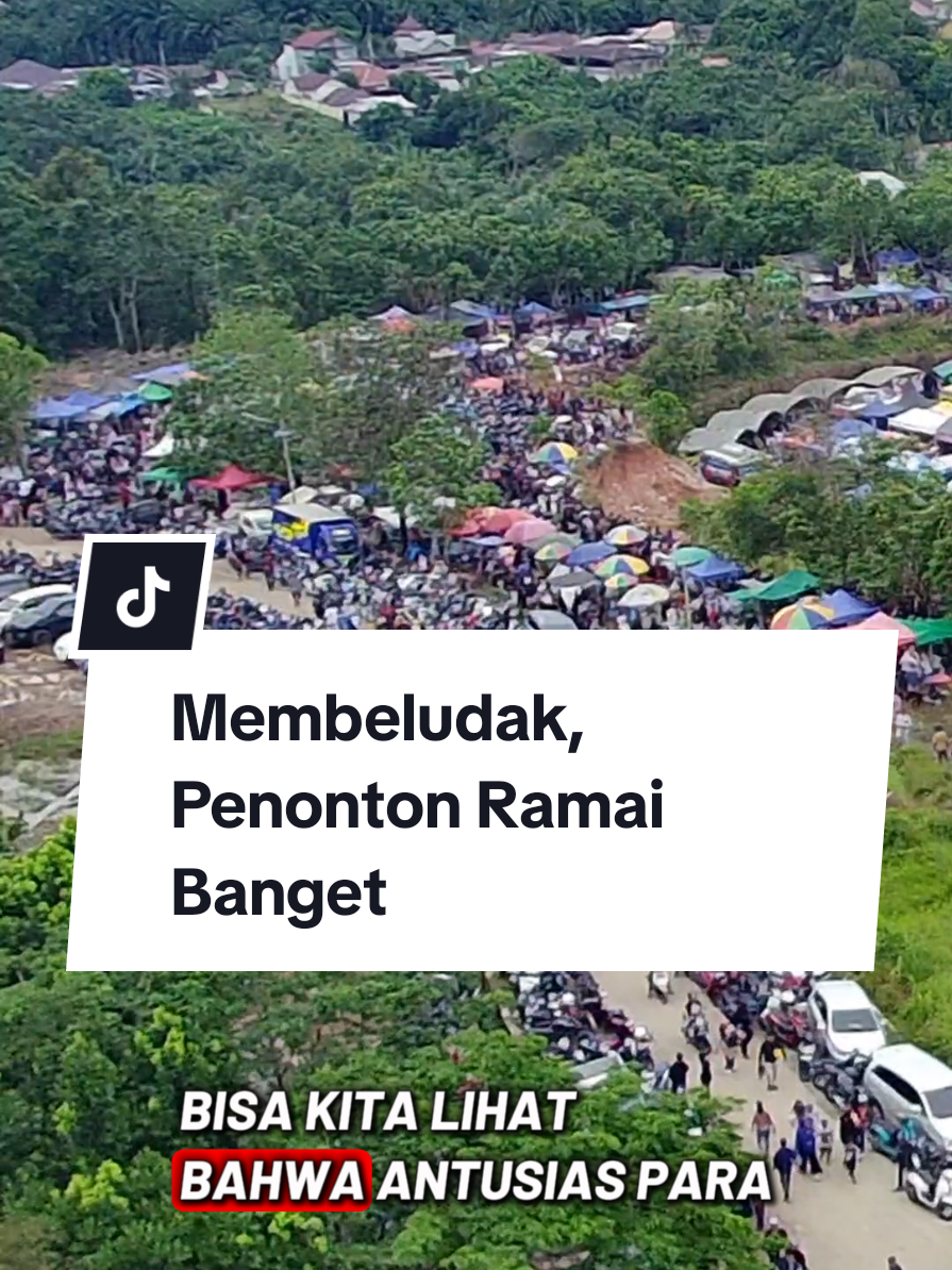 Membeludak para penonton melihat Kejuaraan Nasional Balap Motor di Tana Paser, Kalimantan Timur guys #paser #kalimantan #fyp #viral #seleloibuen 