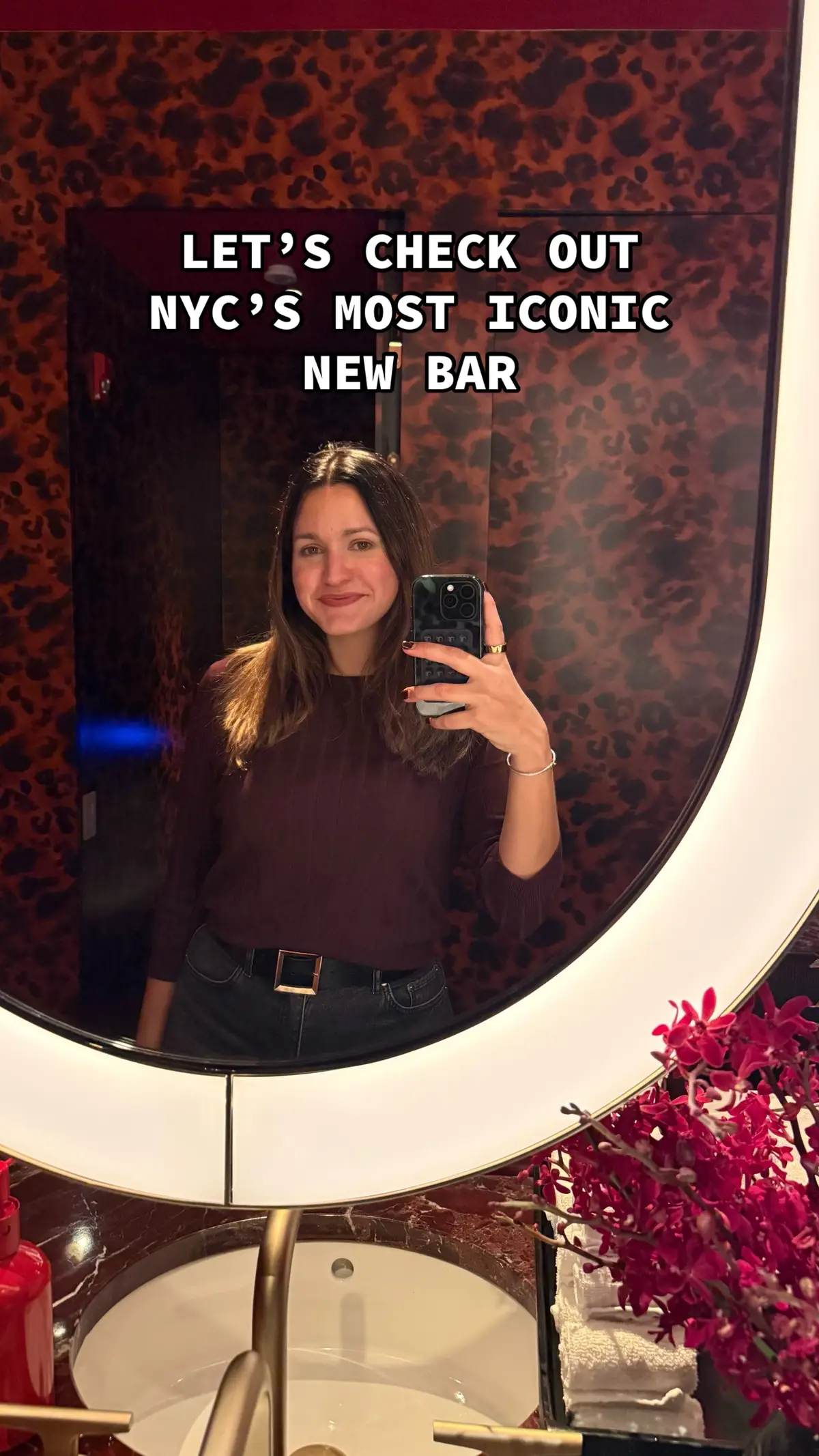 You gotta check out this new bar in Chelsea! An iconic place, with amazing interior design, drinks, and vibes.  #nycbars #nycfood #faena #luxurylife #nycthingstodo 