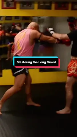 Control the range. Use the long guard to block, feel, and counter. 💪 #TAGMuayThai #MuayThaiTechnique #BryanDobler #MuayThai #FighterIQ