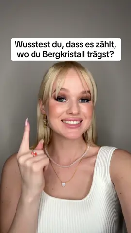 Wie würdest du Bergkristall tragen? 🥰 #bergkristall #klarquarz #kristallschmuck #manifestation 