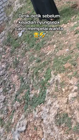 Ini yg dinamakan gunung akan ku daki lautan ku sebrangi tak la naik ghunong ongghu mad🤣