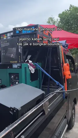 seng rapiii ndang 😭🤩 Dapatkan produk lainnya hanya di kami @malang.sound.miniatur Siap Melayani : - Sound System fullset - Miniatur sound system - Box speaker  - Power & lighting - ACC sound system  Hanya di kami @malang.sound.miniatur 😉 Silahkan Order/tanya tentang kebutuhan anda mengenai sound miniatur 🤗 Untuk harga tergantung model, ukuran dan spek komponen 😇 Semua unit Pre-Order / pesan terlebih dahulu,  terlebih jika ready bisa langsung siap kirim 👍. menerima pesanan box mentahan, hingga fullseat siap bunyi 🤩🤩 Order/tanya²/minat Wa 081334257762 📞 Lokasi Malang kota, blimbing Siap bantu kirim², 100% Amanah | | | #soundviral #miniatursoundsystem #malangsoundminiatur #ceksoundhoreg #ceksoundsistem        