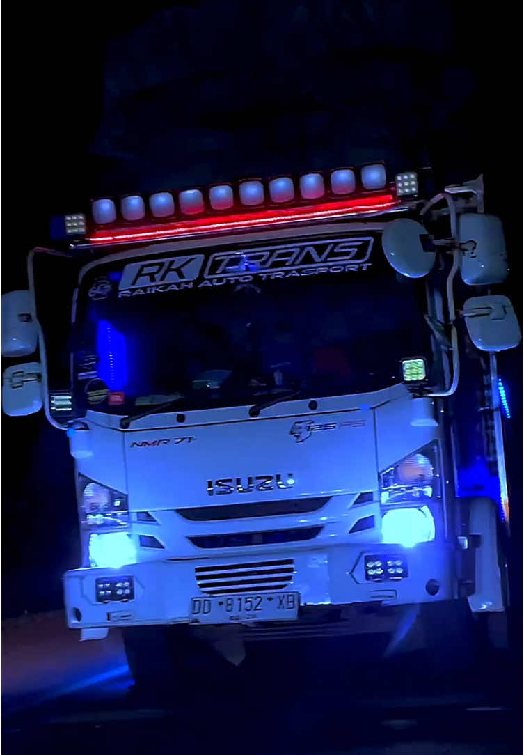 Kurang update campa” nya baa🤣🤣🗿 @Ry🅰️nnnnn #cctvlintaskendari #truksulawesi #lintastenggara #rktrans #lintasmakassarkendari 