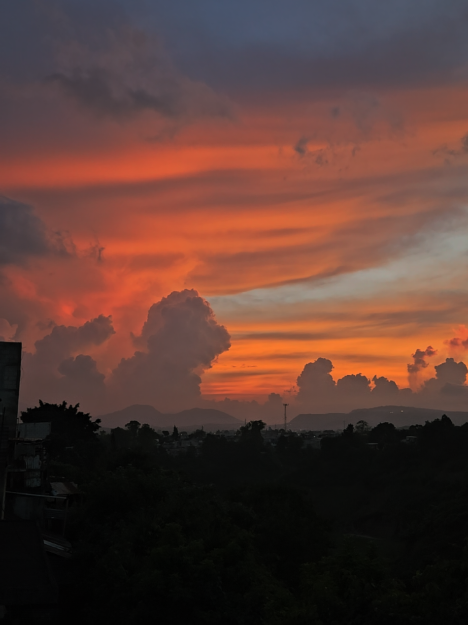 👦🏻👵🏻🧓🏼❤️ Ya vienen en camino #fyp #trendingvideo #paratiiiiiiiiiiiiiiiiiiiiiiiiiiiiiii #diademuertos #atardecer 