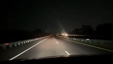 perjalanan Tengah malam+ di tol + always loving you sepi serasa jalan milik sendiri... #umpamane  #kenanganhanyauntukmu  #tollywood #fypシ゚ #fyp 