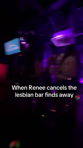 @reneé #reneerapp #bitemetour @My Sister’s Room Lesbian Bar 