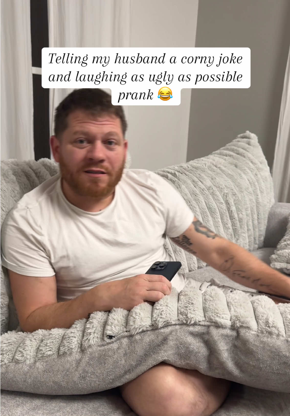 His face is priceless 😂 #couplecomedy #prank #couples #marriage 