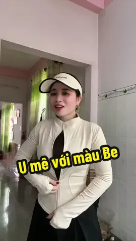 Màu Be sang ơi là sang…Mẫu áo khoác này màu nào cũng đẹp cũng mê lên from là quá nét #aokhoacnutapgymyogachongnanghangQCloai1chatmatlanhfromtondang #xuhuong #aokhoacnuthethaodepthoitrang  #thoitrang #tiktok 