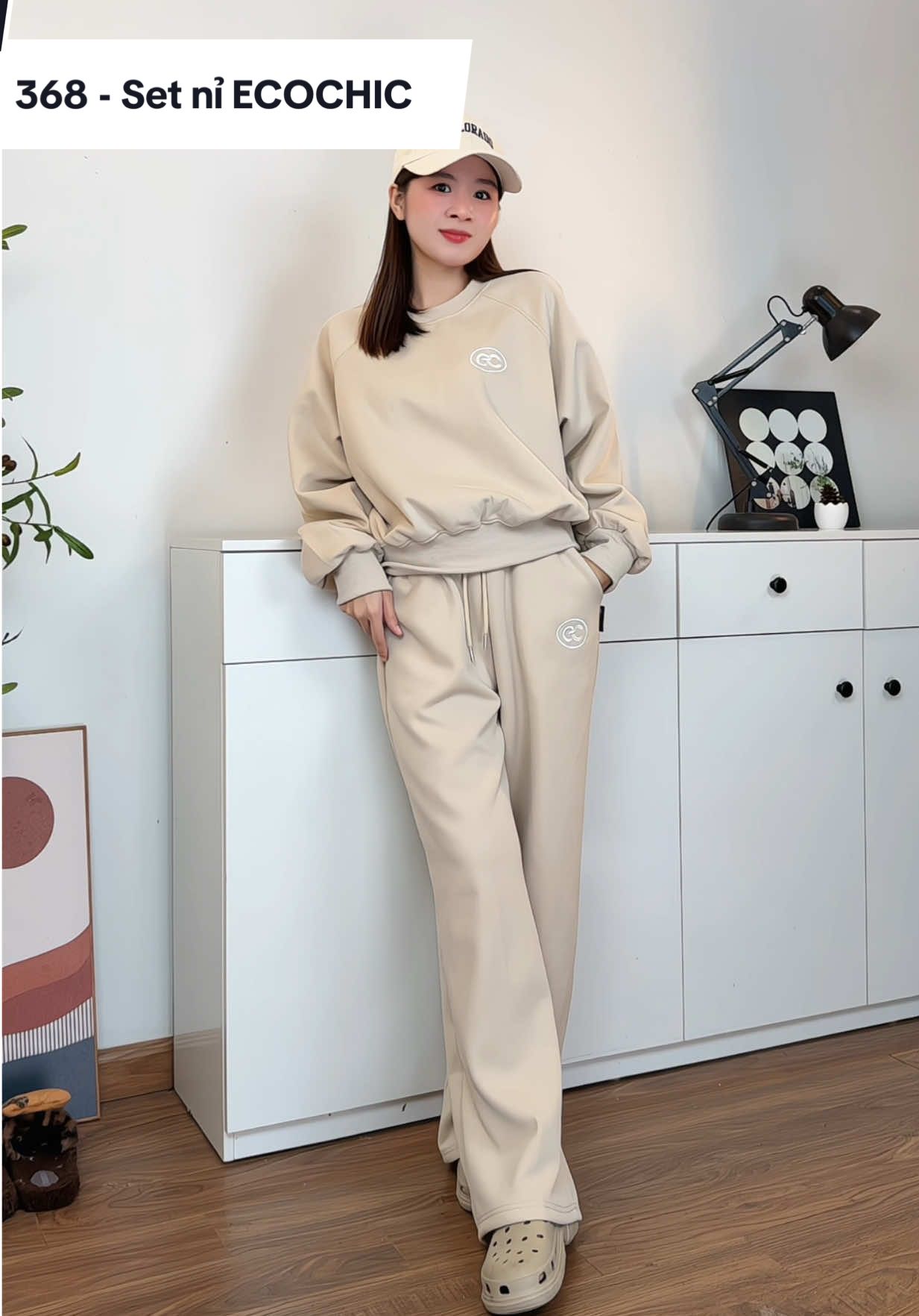 set này lên form đúng đỉnh.. mặc siêu ấm .. các bà tranh thủ săn sớm .. sắp thêm 1 đợt ko khí lạnh tăng cường rồi #kathyphuong #myoutfit #OOTD #ecochic #setni 