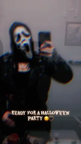 Heading to a Halloween party 🖤🧡🎃#spookyseason #party #femaleghostface #fyp #alt 