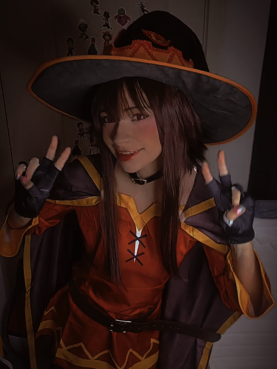 who remembers when I use to cosplay megumin all the time 👀 . . . #megumin #megumincosplay #meguminkonosuba #fyp #foryou 
