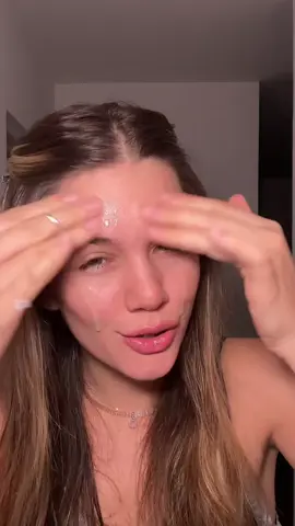 Háganse lo que quieran en la carita pero que sea porque ustedes lo eligieron realmente y no porque alguien les generó esa inseguridad 🫰🏽 @larocheposay #SuperSerumsLRP #SkinCare #babybotox #retinol #arrugas 