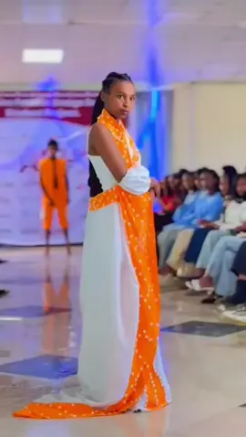 #model #modelingethiopia #creatorsearchinsight #fyp #fashion #ethiopian_tik_tok🇪🇹🇪🇹🇪🇹🇪🇹 #CapCut @Roba Birhanu @Eagle modeling / art academy @Samri #fashionshows #ranway #viral 