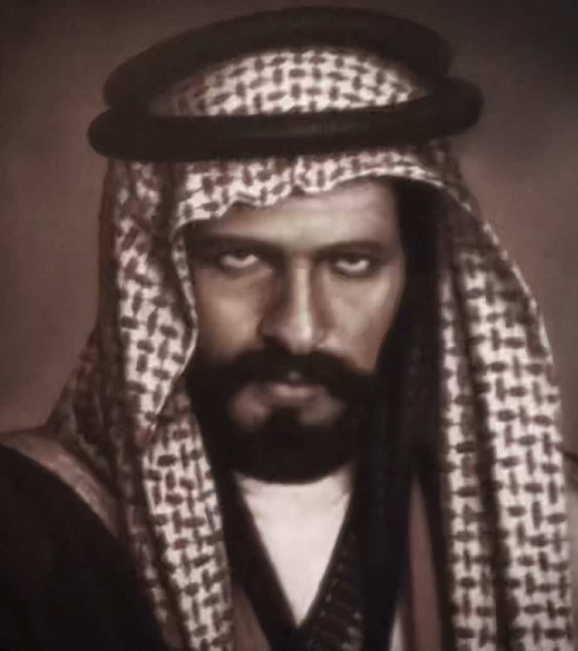 عنوان للرجولة والشجاعة🔥.. #المصطفق #الأمير_محمد_بن_عبدالرحمن_آل_سعود #saudi_arabia🇸🇦 #viral #fyp 