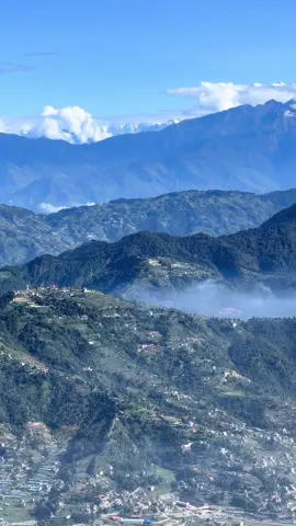 शुभ बिहानी @💫BîDûR❤️ ẞūẞ Mèè Tæ💫 #मुल_पुजारी #bidurguru #bidurneupane #chandragiri_hills #भालेश्वोर_महादेव_मन्दिर_चन्द्रागिरि🙏 