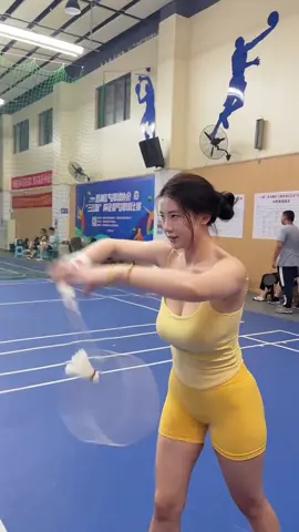 Is there anyone who can play badminton with me? #fyp #singlelife #froyou #fy 