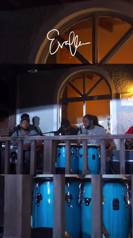 BTS of some writing & production being done on Anthem (Part 2) This footage is part of the music video which makes it a bit of a documentary 👇🏾🧵