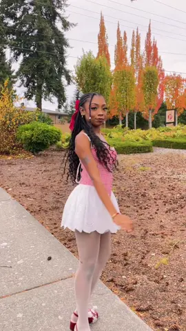 no bf, no pumpkin just me 