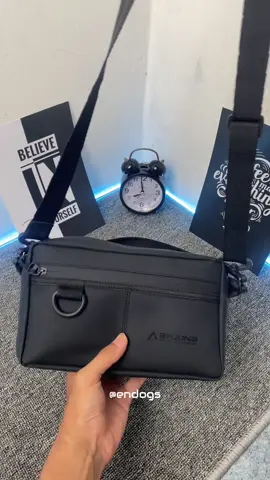 Dapat tas sekeren ini harganya terjangkau banget, ini tas dari arjuna #tasselempangpria #tasselempangcowok #tascowokselempang #slingbagcowok #handbag 