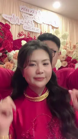 Cầm nhẫn cưới trên tay, em gật đầu hay nước mắt đây 🫣 @duyminhon94 #xuhuong #trendcuoi #codauchure #cdcr 