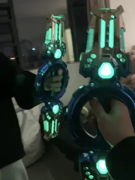 Which boy can refuse such an interesting and cool lightsaber toy#Lightsaber #Cool #cooltoy #starwars #Fireswirlingsword 