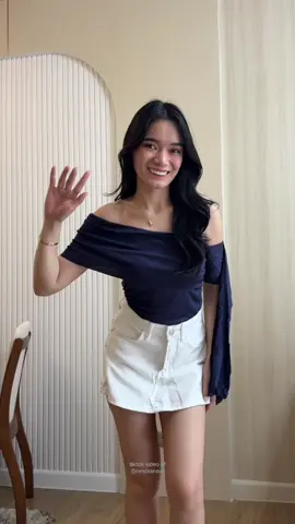 really love this top!!🥺 #classytop #OOTD #TikTokFashion #outfitideas #fyp #fypviralシ #fyppppppppppppppppppppppp #fypage #fy #foryou #outfits #foryoupage #classyoutfit 