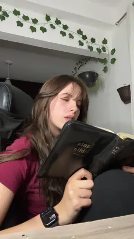 Quien encubre su pecado jamás prospera; quien lo confiesa y lo deja, alcanza la misericordia Provervios 28:13