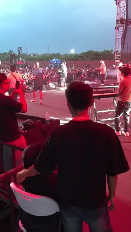 Sehat sehat terus yaa buk besok cahyo ajak ngonser lagi🫶🏻😁😂