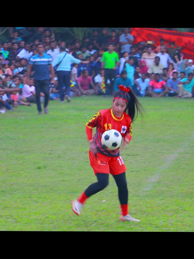 স্বপ্না ও ইসিতা দুইজনি নাকি বিবাহিত #foryoupage #fypシ゚ #viral #football #ফুটবল 