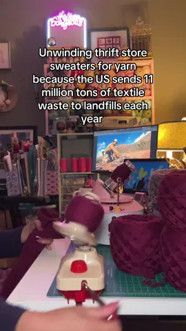 Reduce, reuse, recycle ♻️ #knit #knitting #yarn #yarntok #crocheting