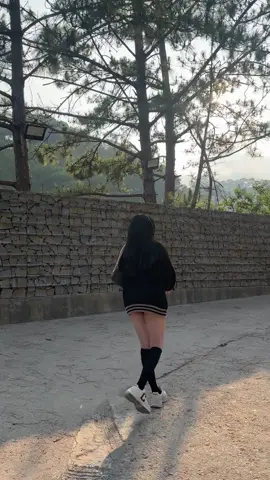 Tổn thương mà,nếu không giết mình thì sẽ khiến mình thay đổi  mãi mãi
