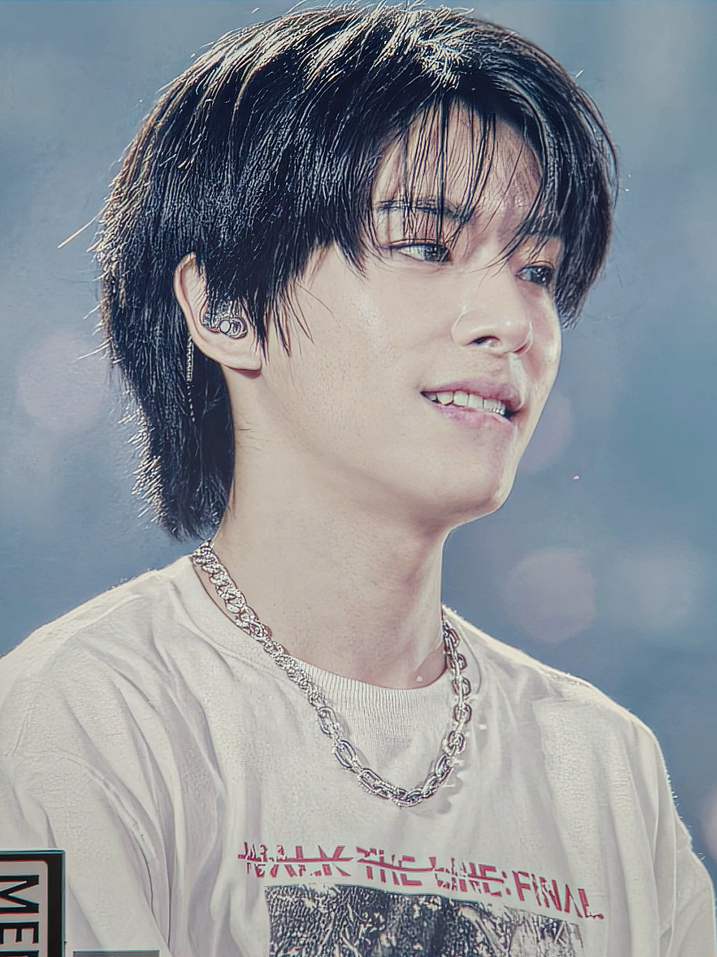 babe wait im booking my one way ticket to korea rn cc nnewjeans #simjaeyun #jakeenhypen #enhypen #engene #kpopedit #kpopfyp #trending #fyp hot jake sim edit