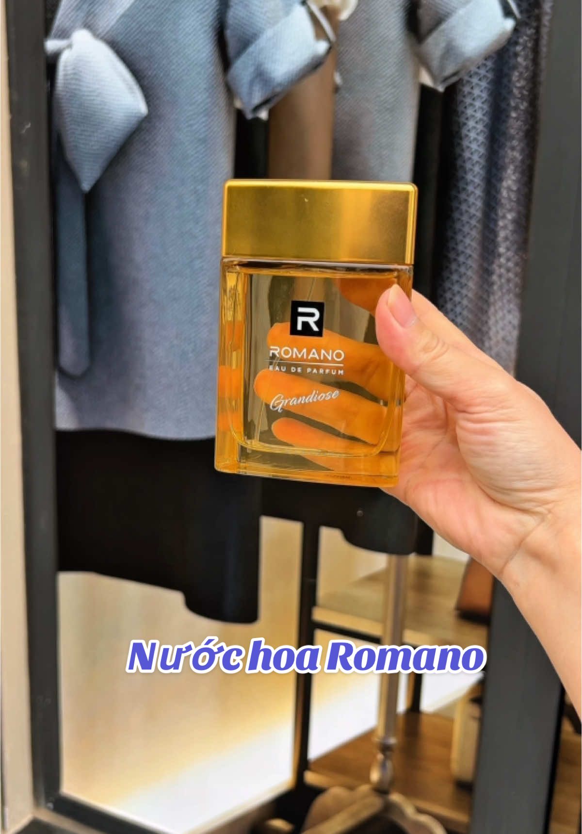 Thơm sang trọng và nam tính nhé #thuanhhp #nuochoaromano #nuochoanamchinhhang #nuochoanamcaocap 