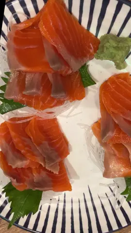 กินอิ่มๆ นอนยาวๆในวันหยุดคือที่สุดแล้ว🤣🤣