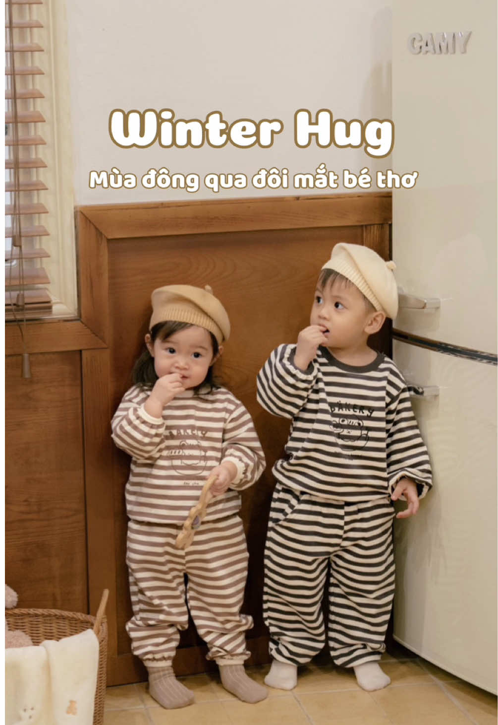 Mùa đông có gì thú vị qu đôi mắt bé thơ vậy mẹ! 🧣☃️#Embes #simplycomfortable #embesvietnam 