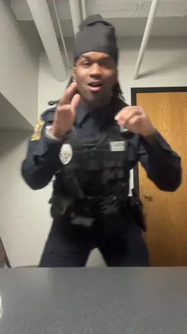 #fyp #foryoupage #kansascity #officer #dreads 