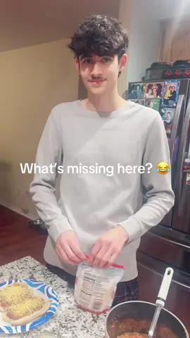 Why eat hotdogs when you can have chili beans, cheese and a bun? 🤣 #fyp #momlifebelike #momlife #dinner 