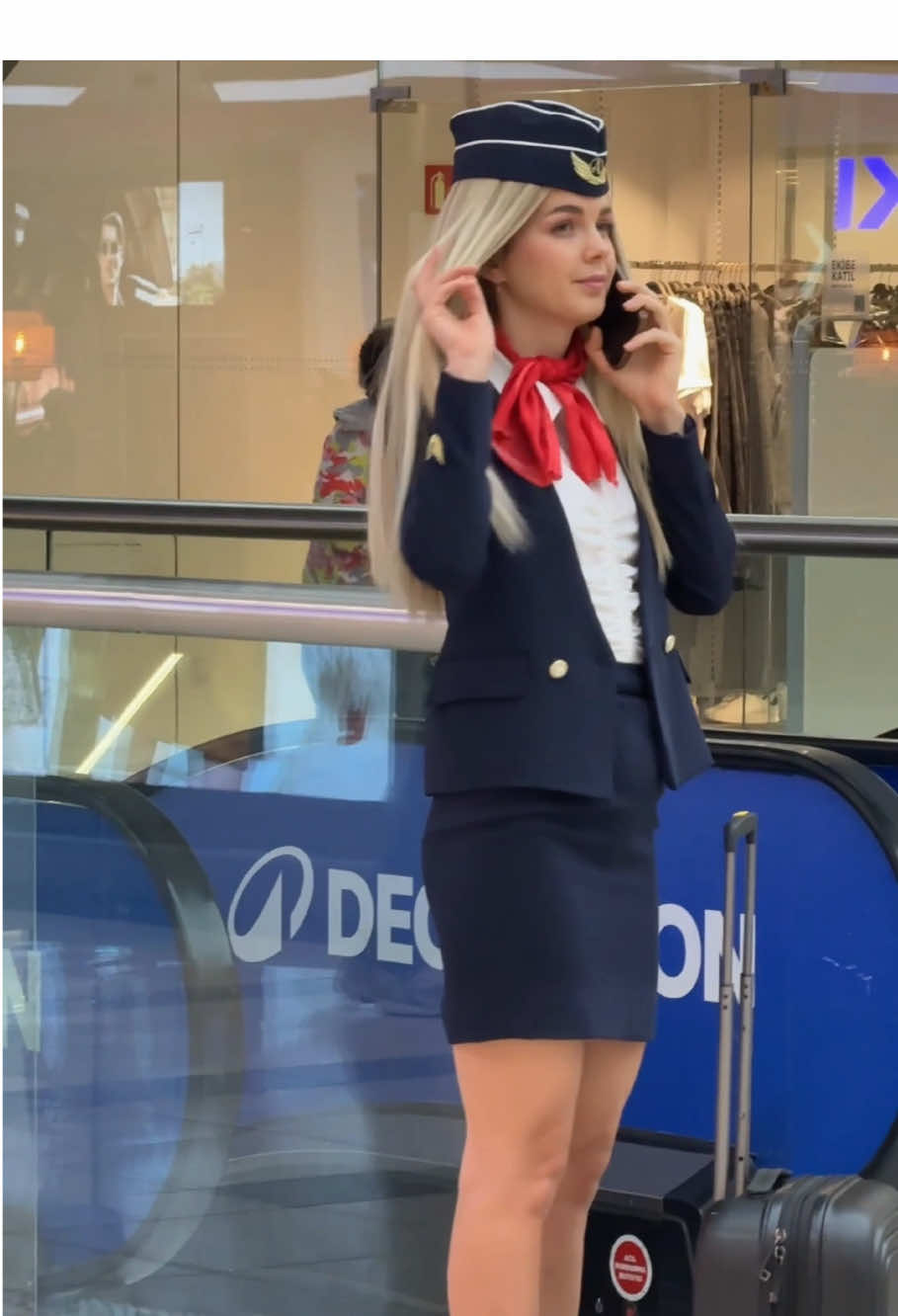 Seems they don't like me...... and youu??❤ #crew #reactions #usa #stewardess 