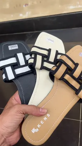 Sandal selop wanita dewasa #sandalwanita #promomakangajian #flashsale #semuaorangツ #fypシ゚ 