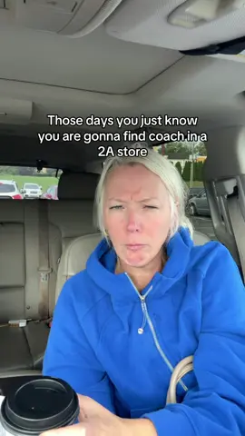 Always to the purses first always #phillytok #philly #thrift #thriftedfinds #coach 