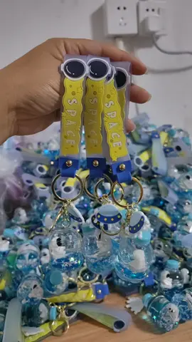 #keychain #factory #buywholesale #yiwusmallcommoditycity #astronaut 