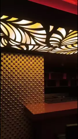 ✨ ¡Atención, amantes de la buena diversión! 🎉 Próximamente Rooftop Loani abrirá sus puertas para vivir noches únicas, llenas de música, sabor y buena vibra. 🍸🌃 Prepárate para disfrutar en las alturas del Hotel Vilca’s, con tragos exquisitos, un ambiente moderno y una vista espectacular. 🔜 ¡Muy pronto vivirás la experiencia que estabas esperando! #RooftopLoani #Próximamente #NochesDeDiversión #HotelVilcas@Mirgred Solórzano @restaurant vilcas @Rooftop Loani S.J.M 