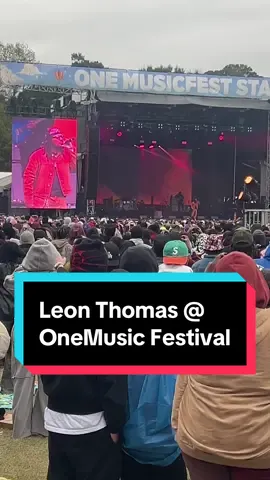 Leon Thomas performing at one music fest.. say Yes #leonthomas #onemusic #onemusicfest #musicfestival #atlantamusic 
