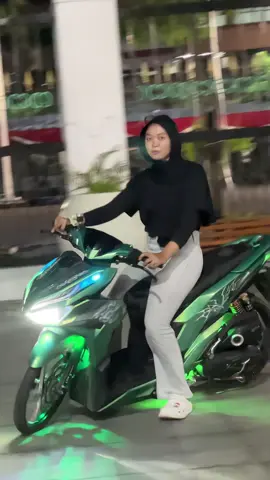 Kaos sekece ini cuman 100 ribuan doang😭#vario 