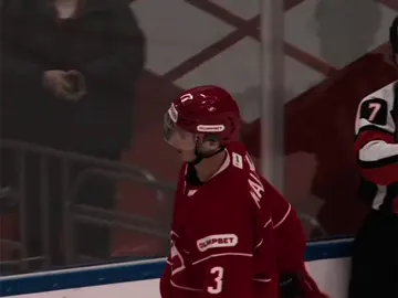 почему, когда я смотрю на мишу играет лана. #рек #рекомендации #recommendations #хоккей #спартак 