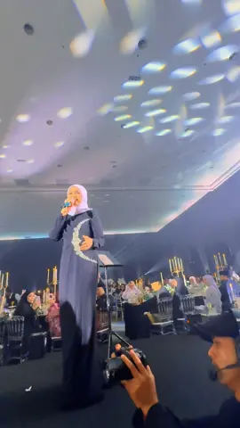 Tahniah @Fattah Amin & @Amira Othman  #setulustakdirfattahamira  #jangantakutkeliatangasempurna 