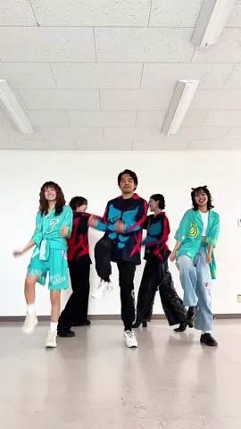 ／ ウラ仮面パジャマ できたよ😴💤 ＼ ゼッツの#ウラ仮面ライダー 02配信中！ パジャマでファッションショーしてます✨️ #仮面ライダーゼッツ #kamenriderzeztz #おすすめドラマ 
