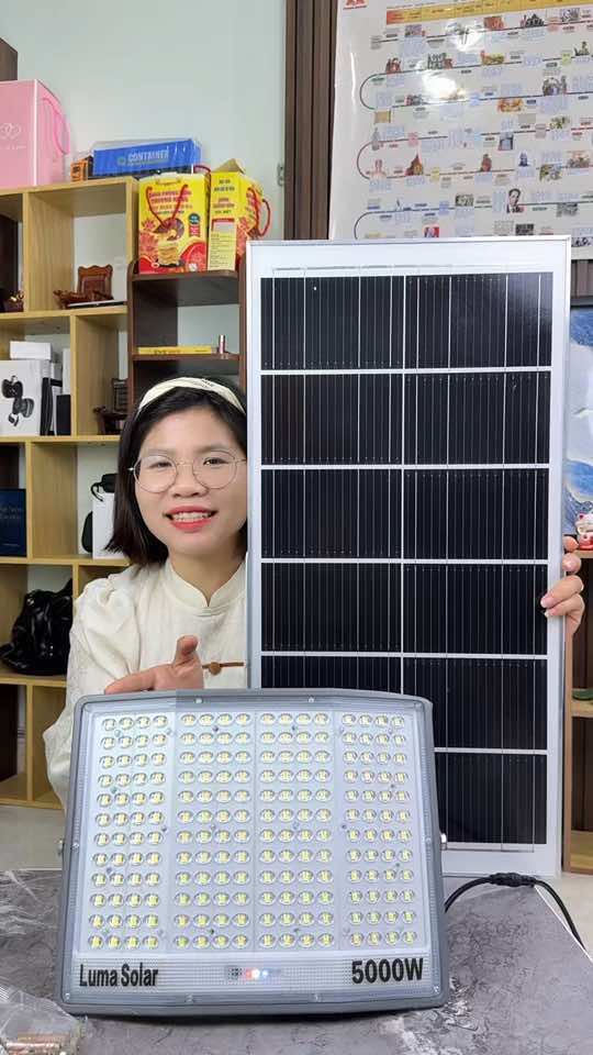 Đèn năng lượng mặt trời mắt Ngọc #hangxinhtuoi2 #dennangluongmattroi 