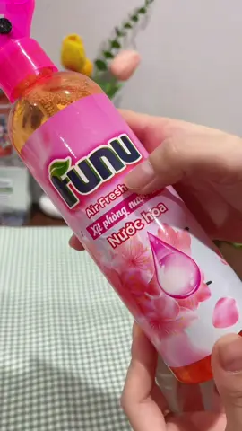 Nhà chị nào cũng nên sắm lấy 1 chai, nhà cửa thơm cả ngày luôn #xitthomphong #xitthomphongfunu #funu #xuhuong #thanhhoai22003 #fyp 